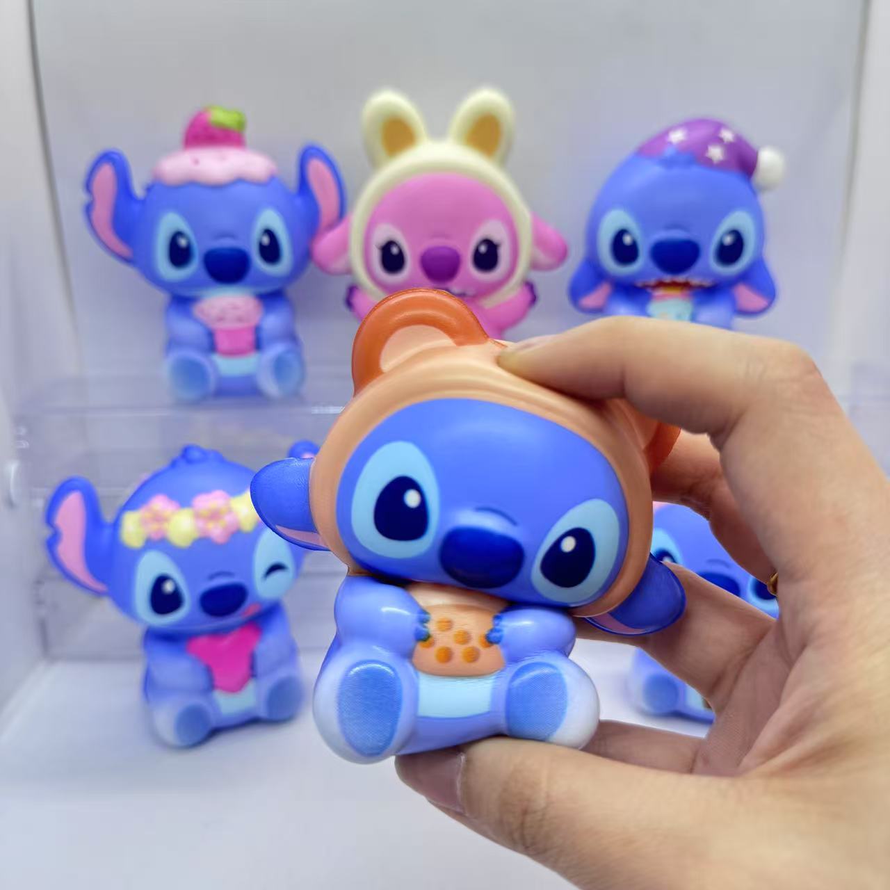 Stitch Squishy Toy - Lilo & St - Leatherworking Items reseña y precio
