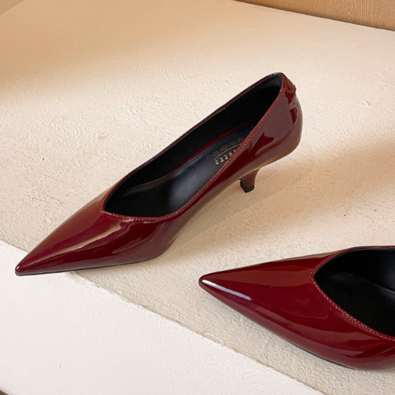 Zapatos de Tacón Bajo de 5 cm  - Leatherwork Designs reseña y precio